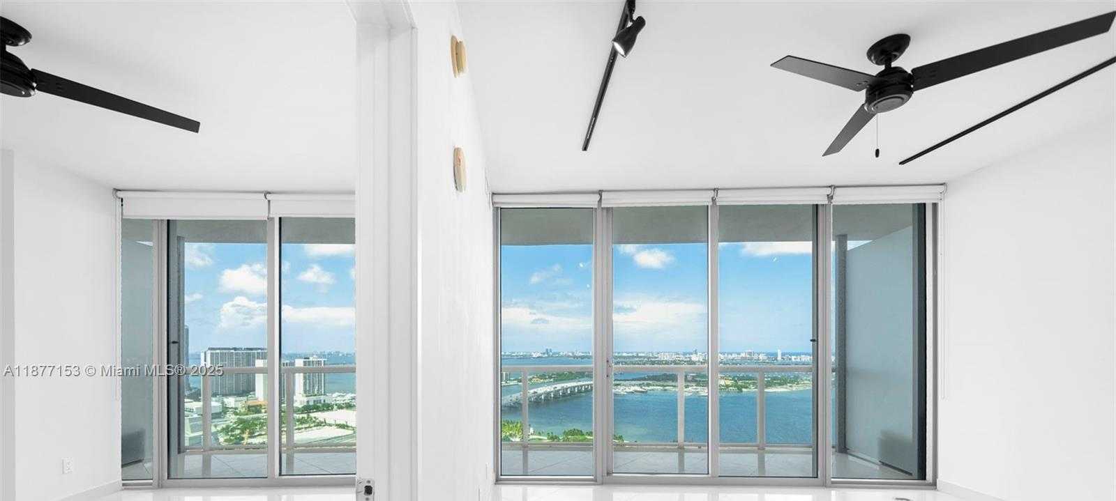 Small Image of 888 BISCAYNE BLVD #3710, Miami Number 7
