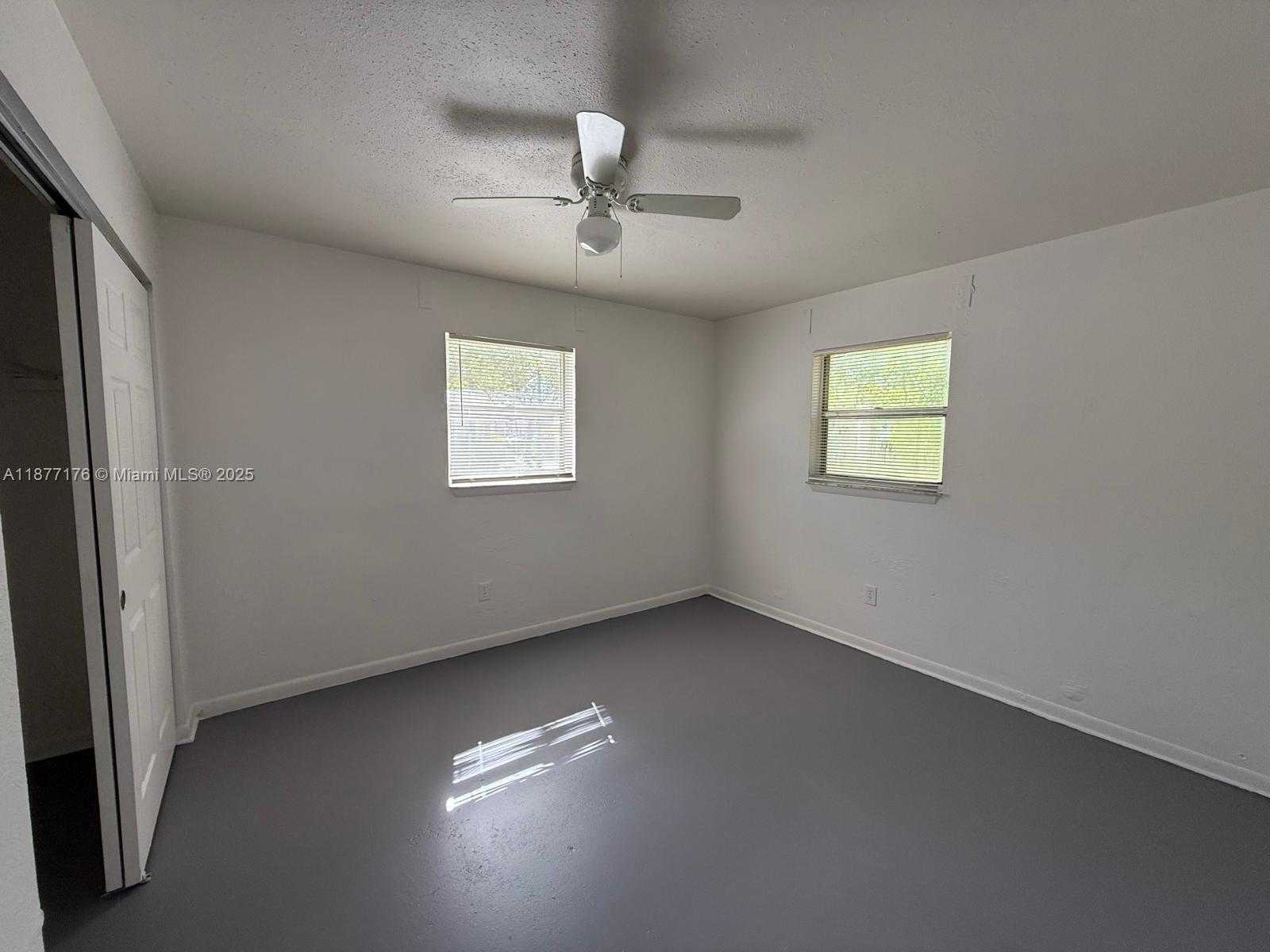 Small Image of 502 18TH ST, West Palm Beach Number 13