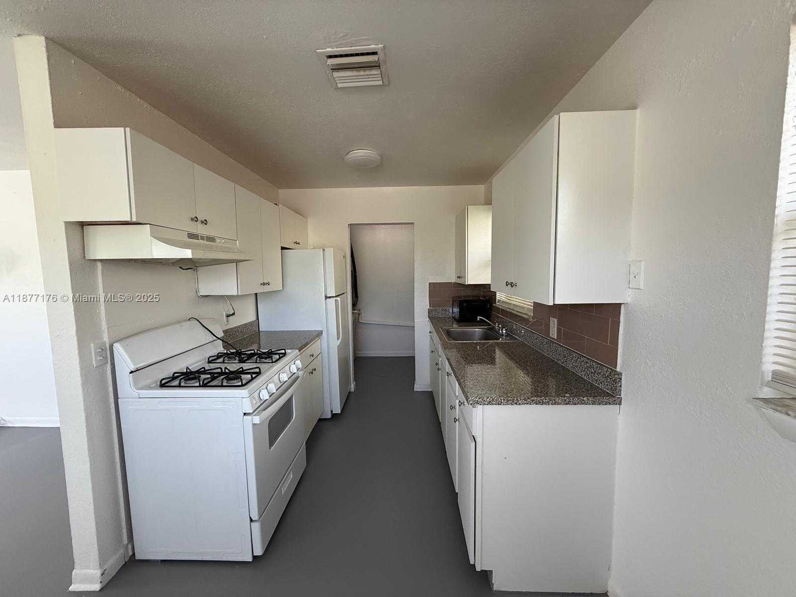 Small Image of 502 18TH ST, West Palm Beach Number 4
