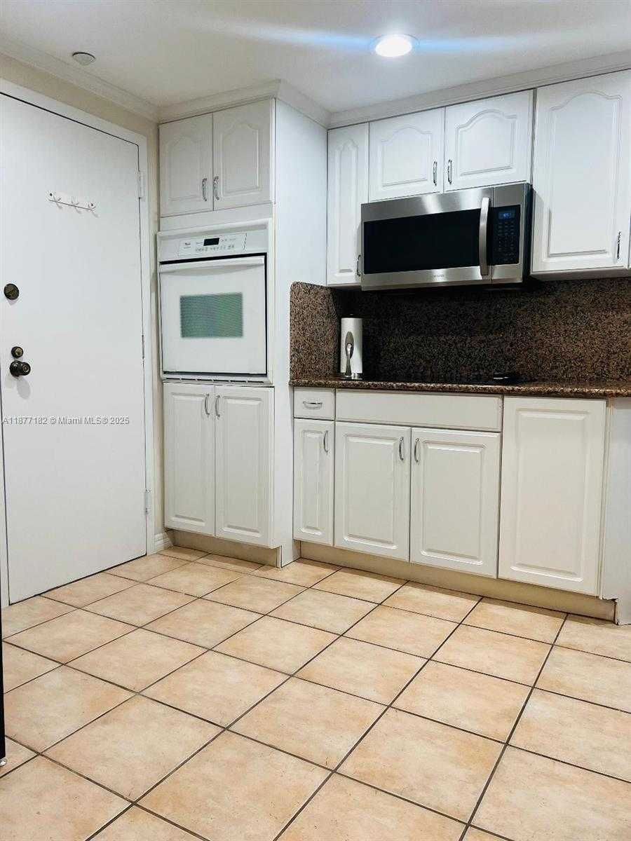 Small Image of 2333 BRICKELL AVE #1509, Miami Number 18