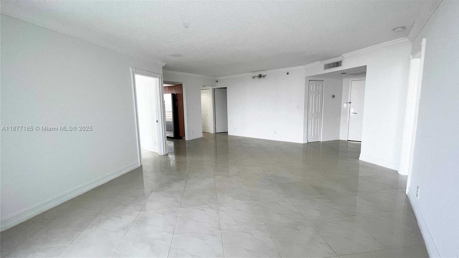 Small Image of 3300 NORTH EAST 192ND ST #1106, Aventura Number 4
