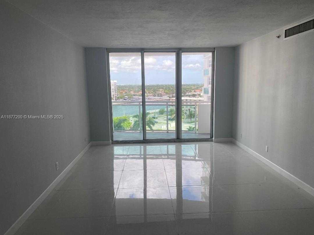 Small Image of 3001 SOUTH OCEAN DR #833, Hollywood Number 11