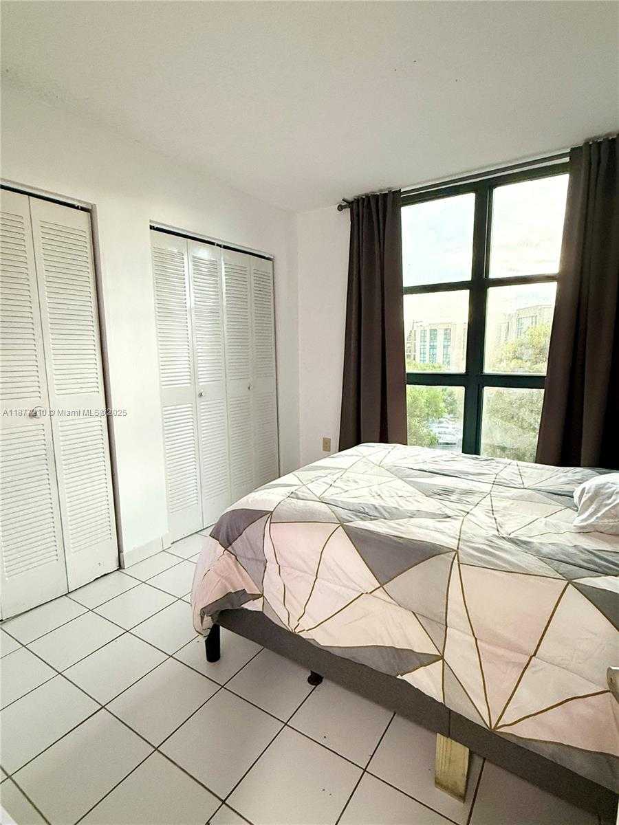Small Image of 11800 SOUTH WEST 18TH ST #429-4, Miami Number 11