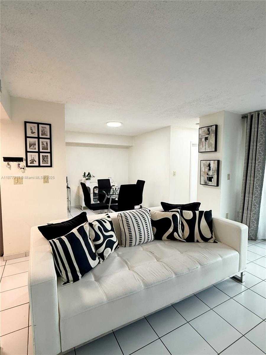 Small Image of 11800 SOUTH WEST 18TH ST #429-4, Miami Number 5