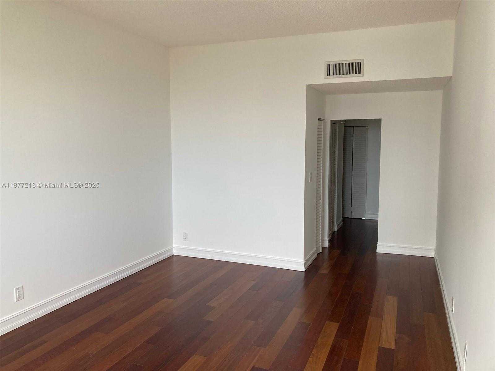 Small Image of 18151 NORTH EAST 31ST CT #PH108, Aventura Number 4