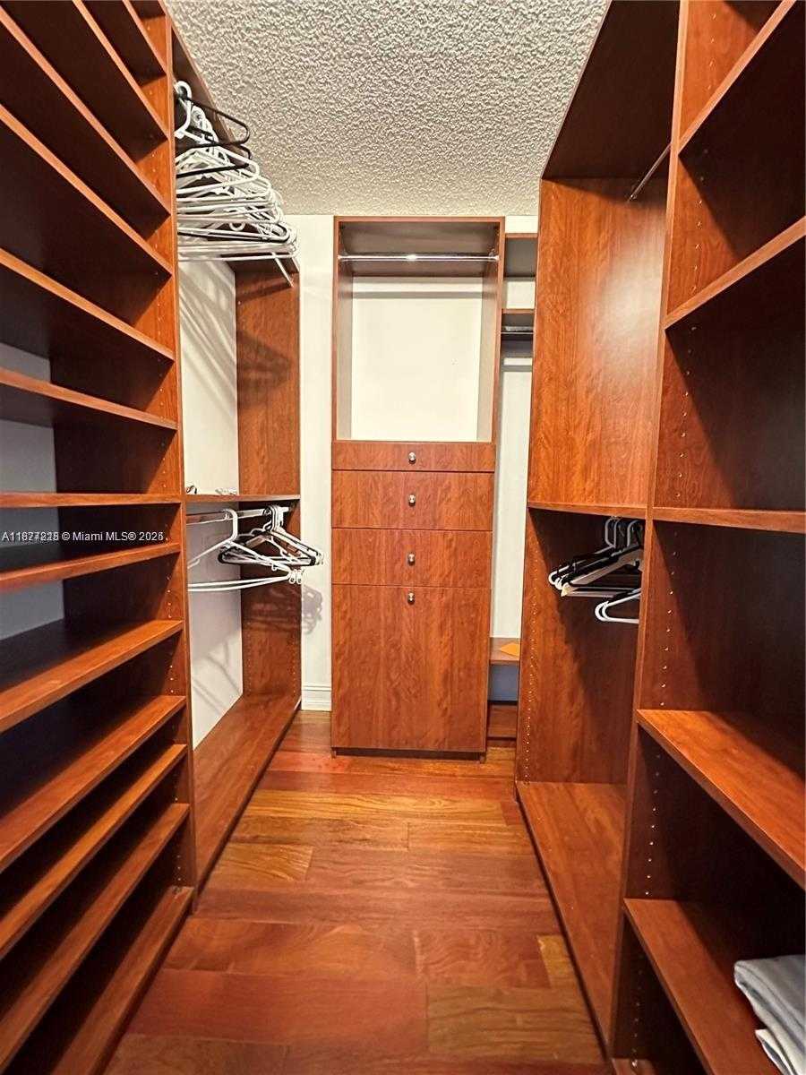 Small Image of 18151 NORTH EAST 31ST CT #PH108, Aventura Number 8