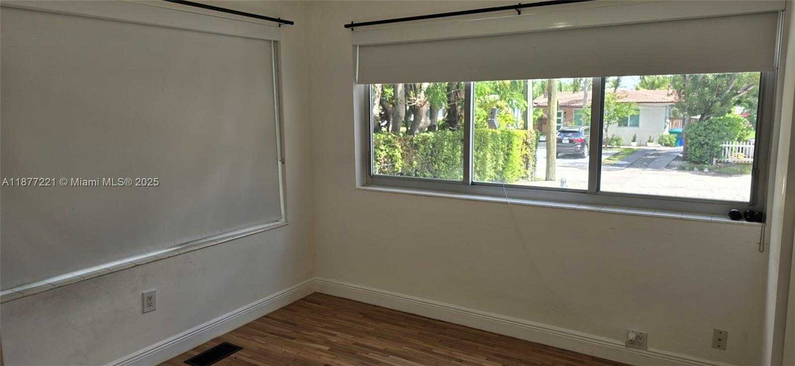 Small Image of 3915 PONCE DE LEON BLVD #L1, Coral Gables Number 12