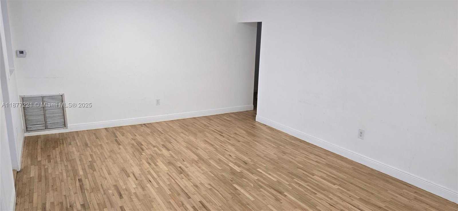 Small Image of 3915 PONCE DE LEON BLVD #L1, Coral Gables Number 13