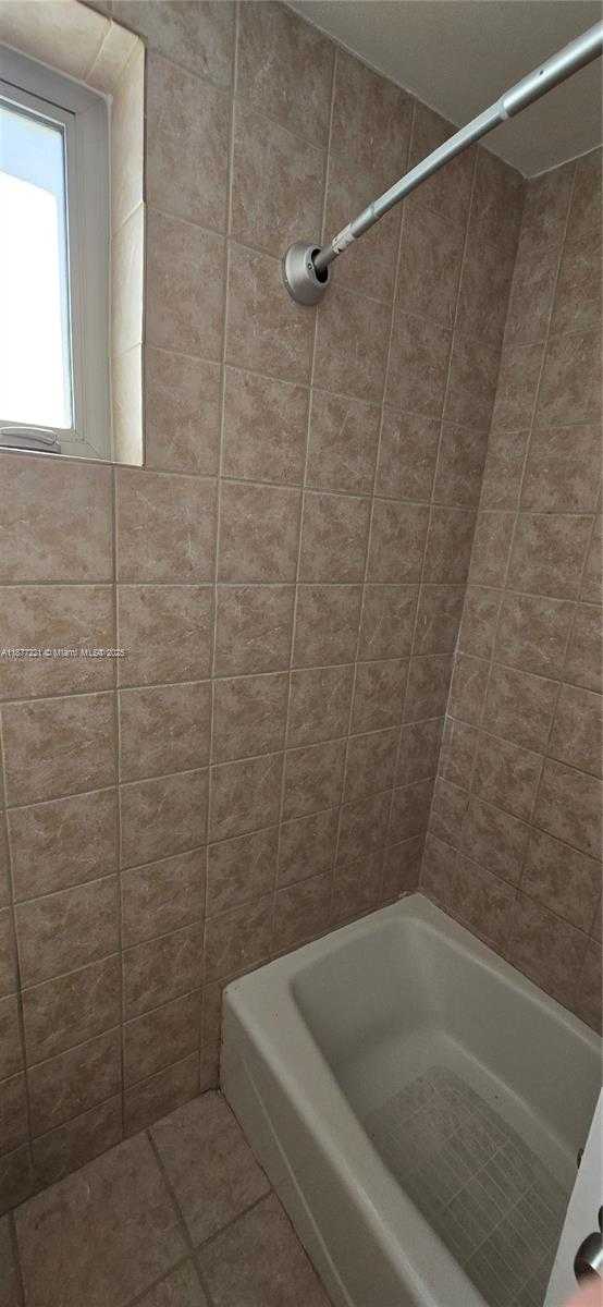 Small Image of 3915 PONCE DE LEON BLVD #L1, Coral Gables Number 23