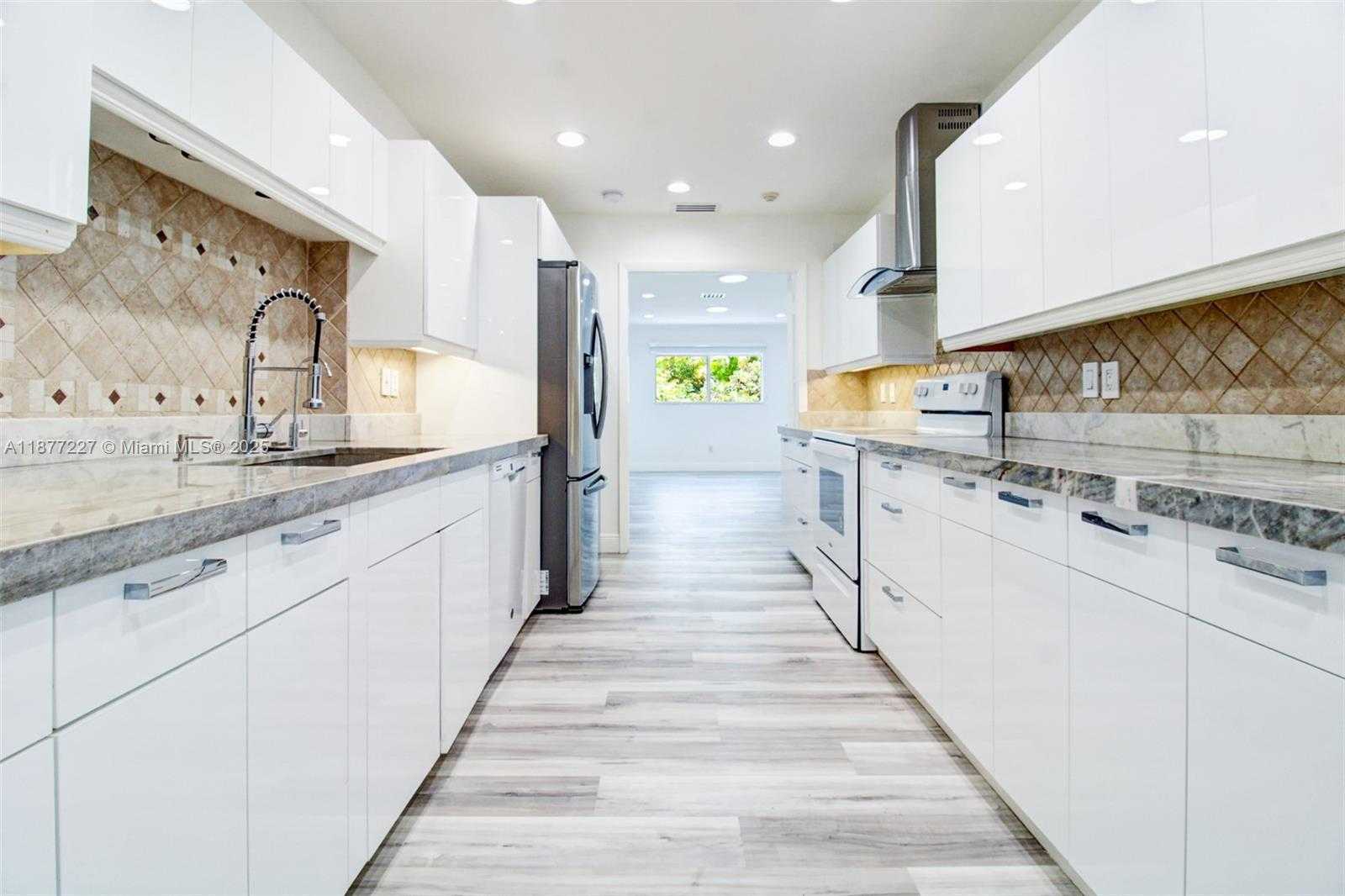 Small Image of 5785 SOUTH WEST 160TH AVE, Southwest Ranches Number 24