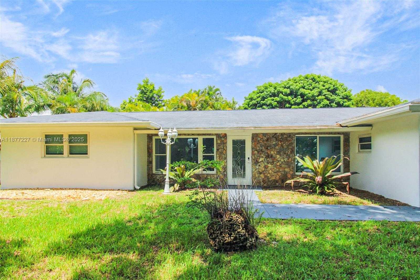 Small Image of 5785 SOUTH WEST 160TH AVE, Southwest Ranches Number 4