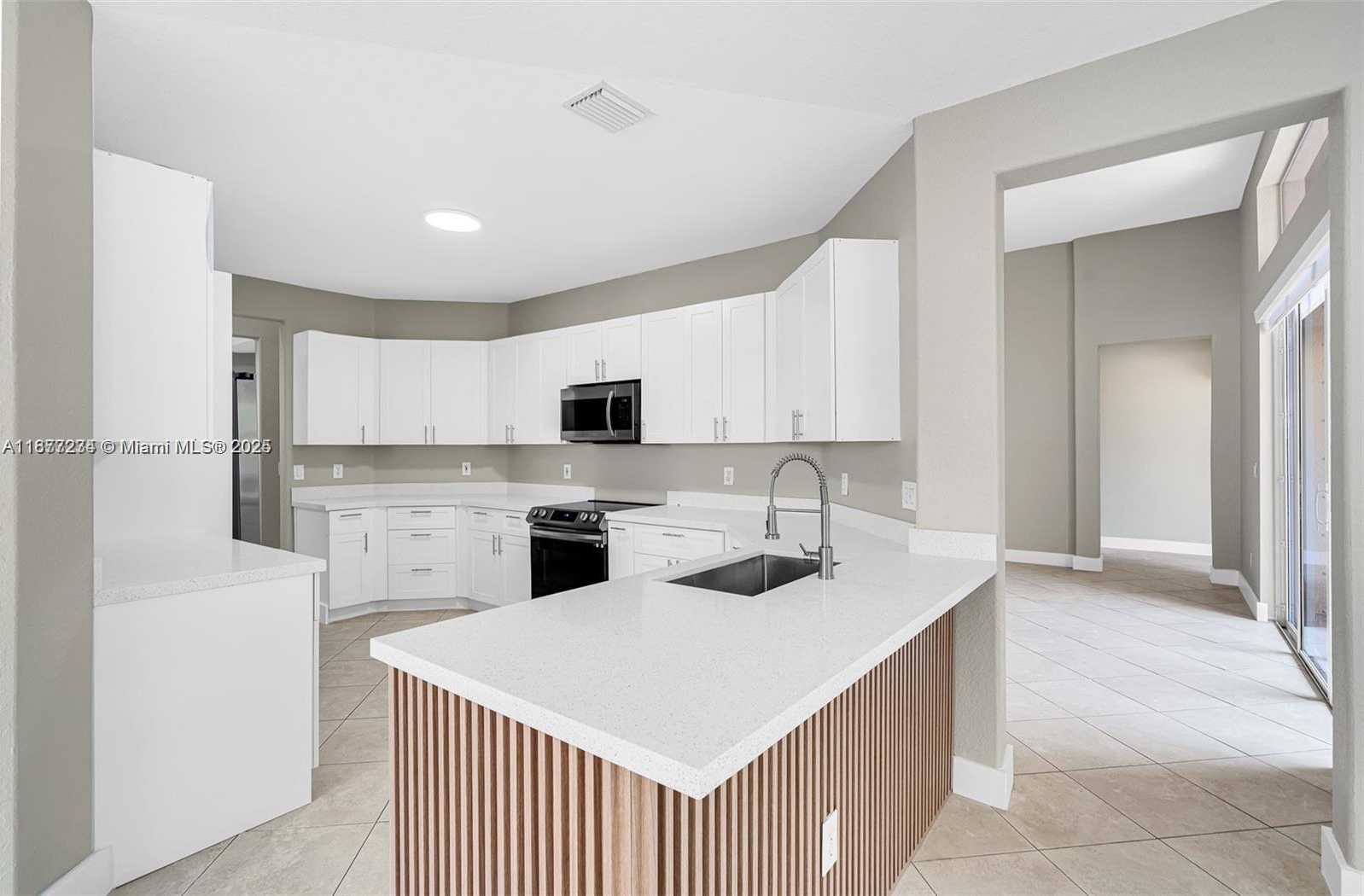 Small Image of 16210 SOUTH WEST 36TH ST, Miramar Number 11