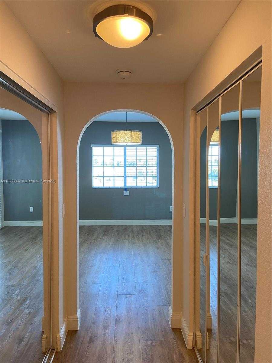 Small Image of 10700 NORTH WEST 66TH ST #305, Doral Number 17