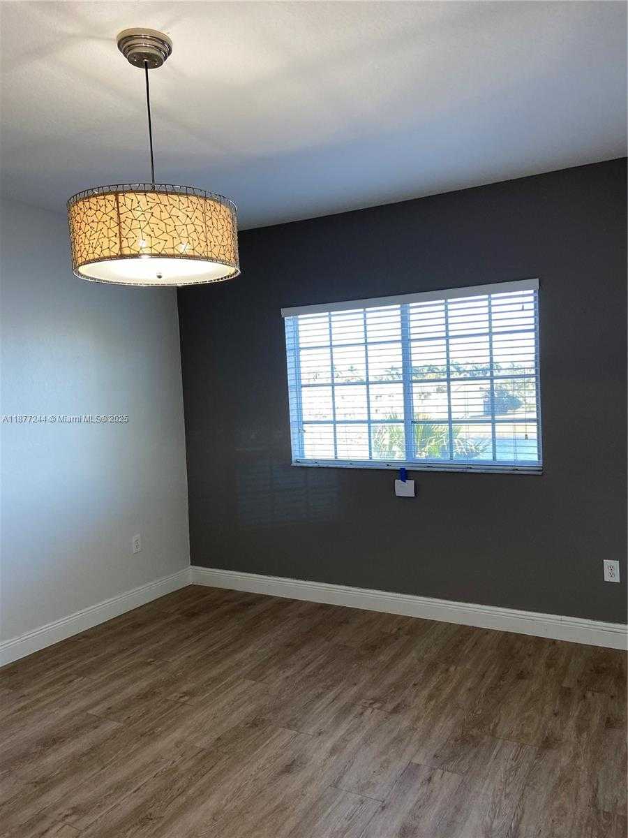 Small Image of 10700 NORTH WEST 66TH ST #305, Doral Number 20