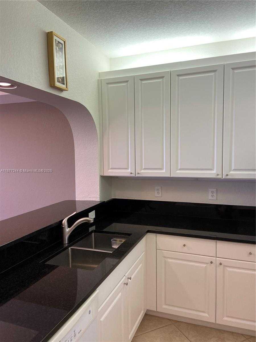 Small Image of 10700 NORTH WEST 66TH ST #305, Doral Number 25