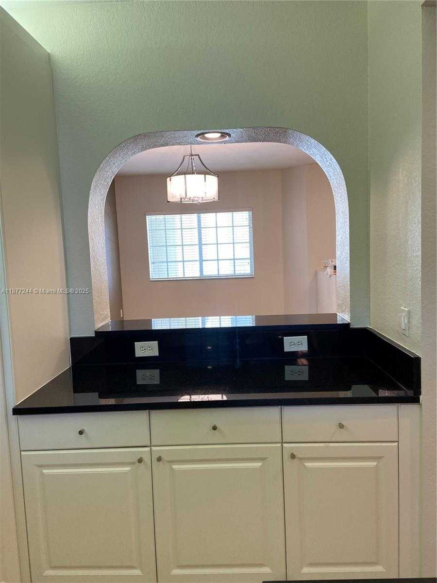 Small Image of 10700 NORTH WEST 66TH ST #305, Doral Number 28