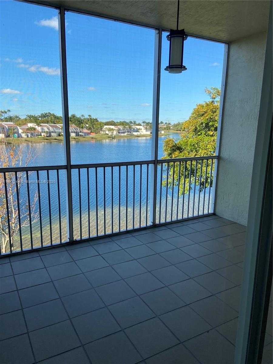 Small Image of 10700 NORTH WEST 66TH ST #305, Doral Number 41