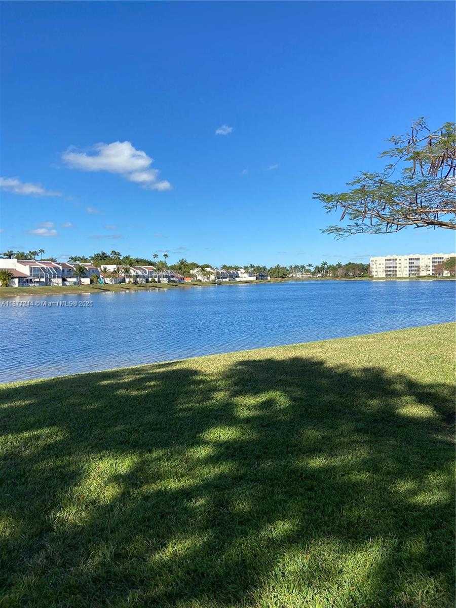 Small Image of 10700 NORTH WEST 66TH ST #305, Doral Number 43