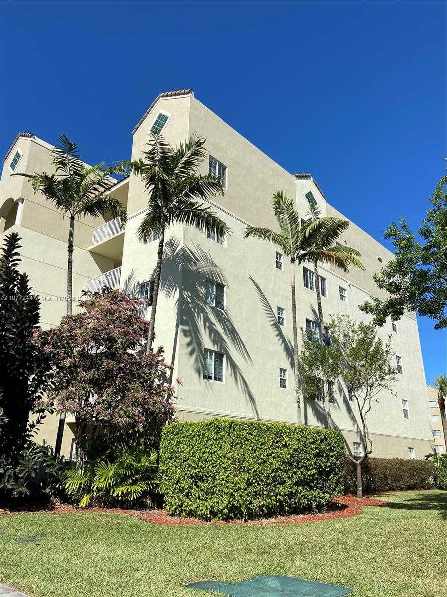 Small Image of 10700 NORTH WEST 66TH ST #305, Doral Number 5
