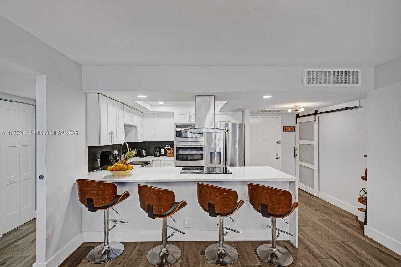 Small Image of 600 THREE ISLANDS BLVD #615, Hallandale Beach Number 18