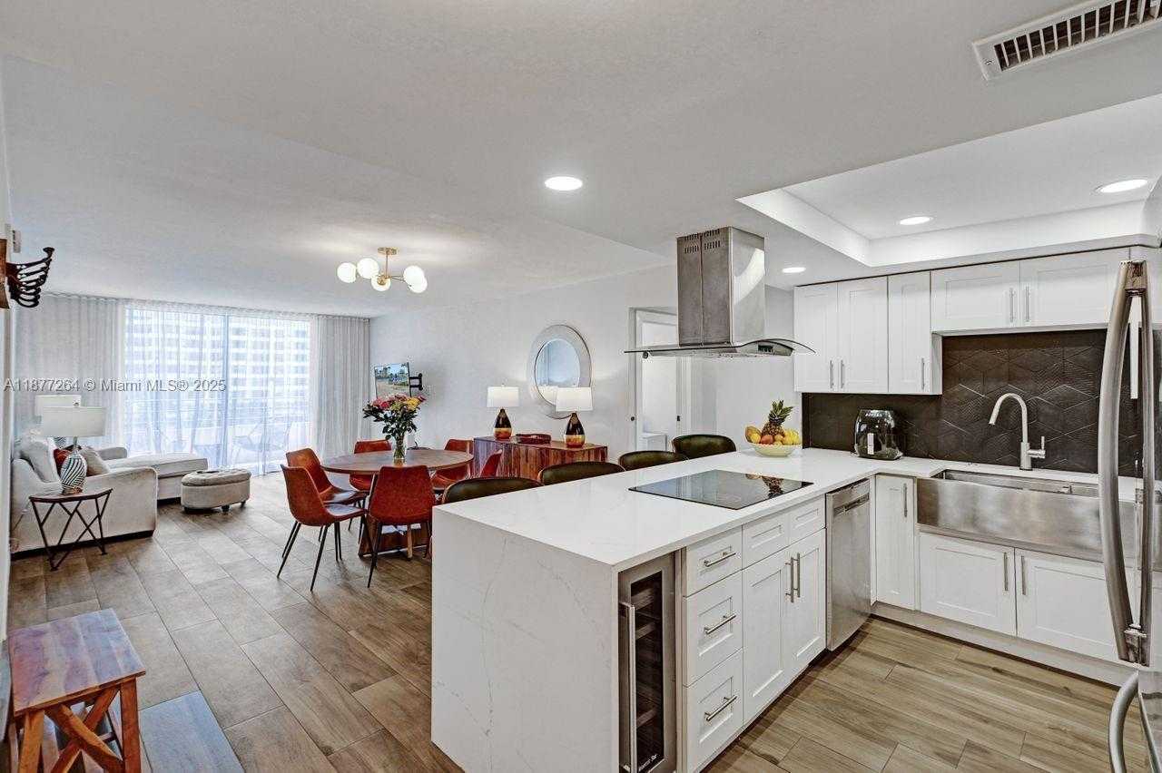 Small Image of 600 THREE ISLANDS BLVD #615, Hallandale Beach Number 3
