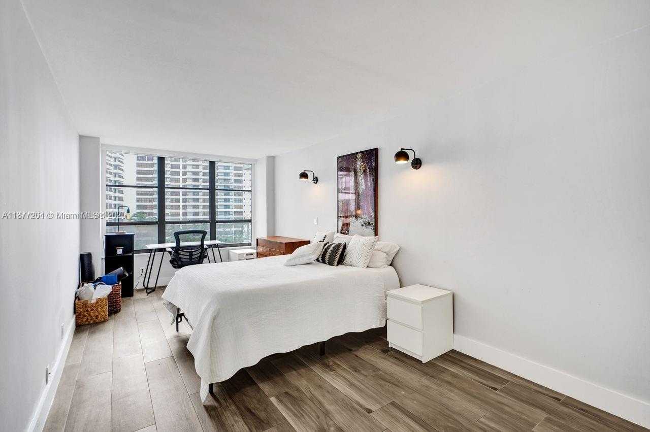 Small Image of 600 THREE ISLANDS BLVD #615, Hallandale Beach Number 35