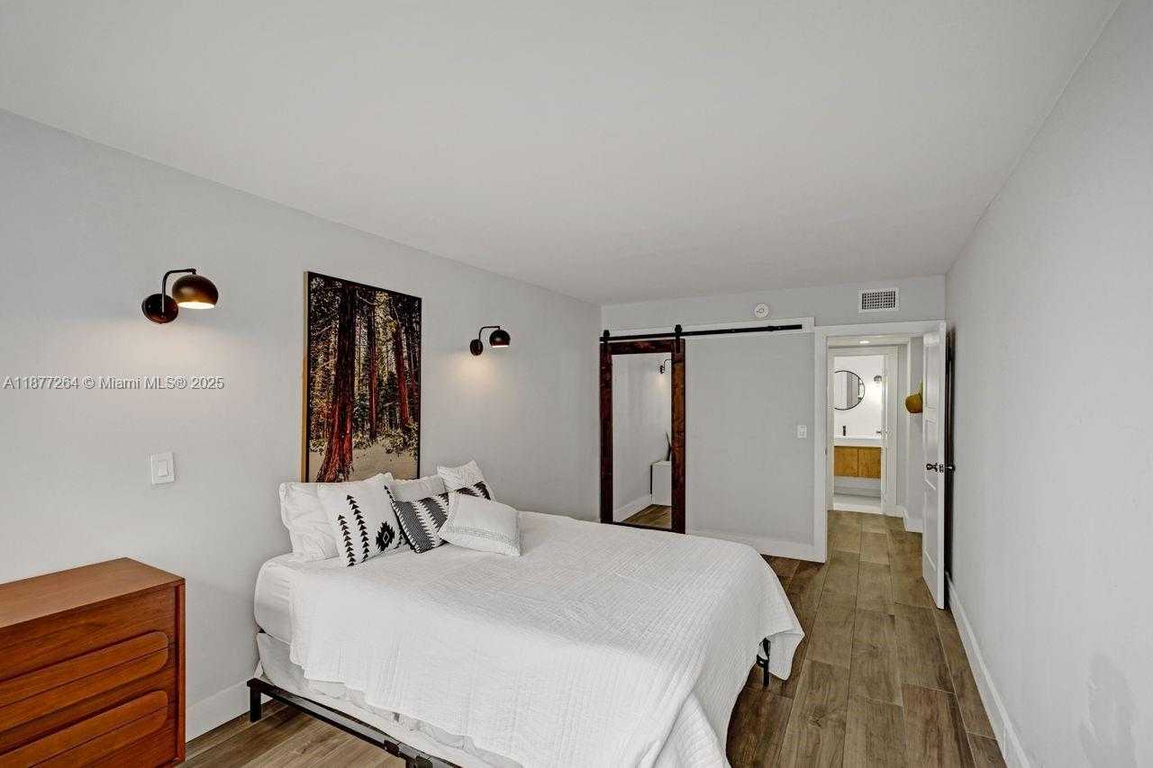 Small Image of 600 THREE ISLANDS BLVD #615, Hallandale Beach Number 42