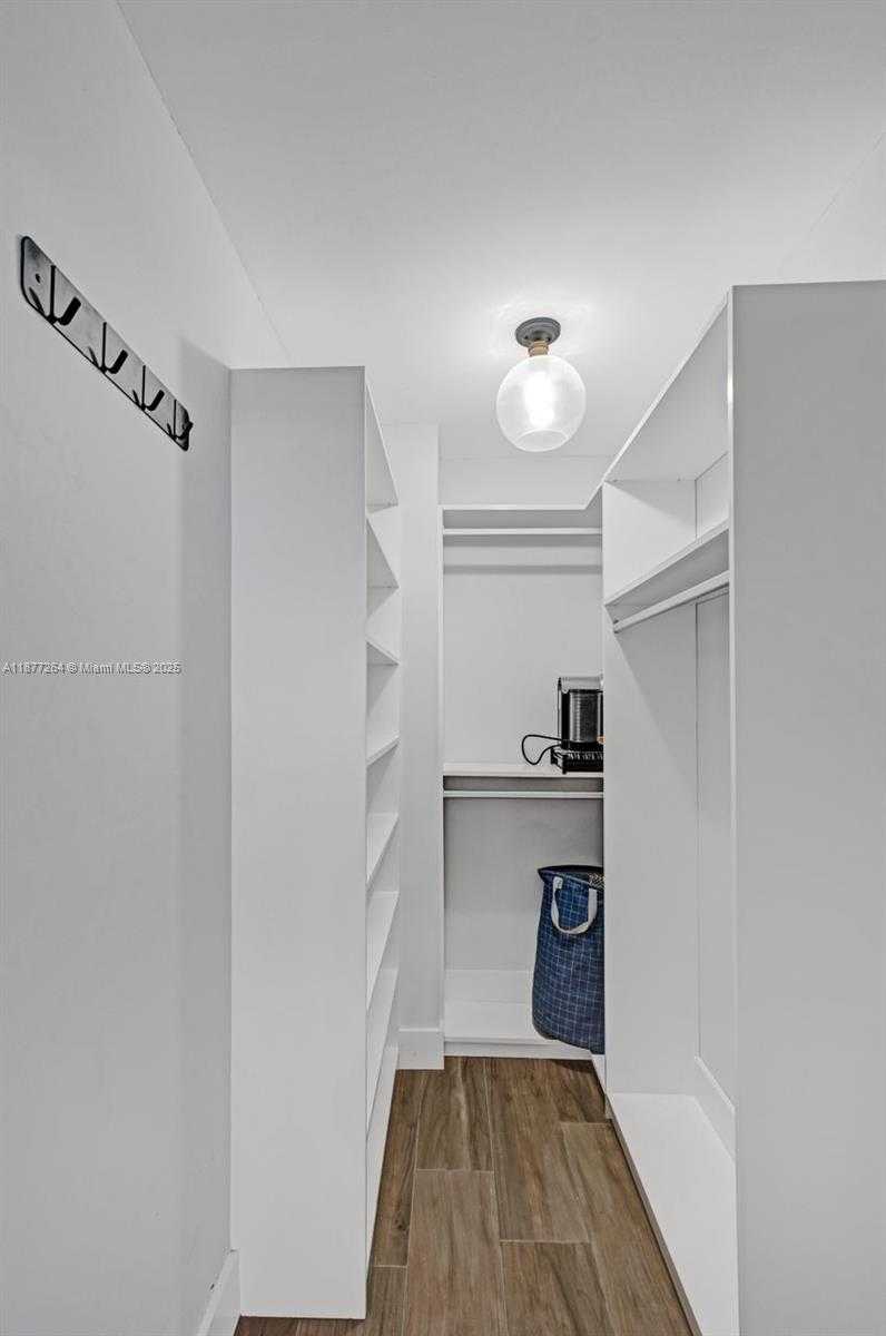 Small Image of 600 THREE ISLANDS BLVD #615, Hallandale Beach Number 45