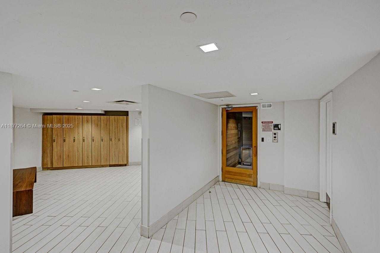 Small Image of 600 THREE ISLANDS BLVD #615, Hallandale Beach Number 60