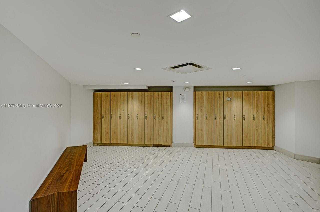Small Image of 600 THREE ISLANDS BLVD #615, Hallandale Beach Number 62
