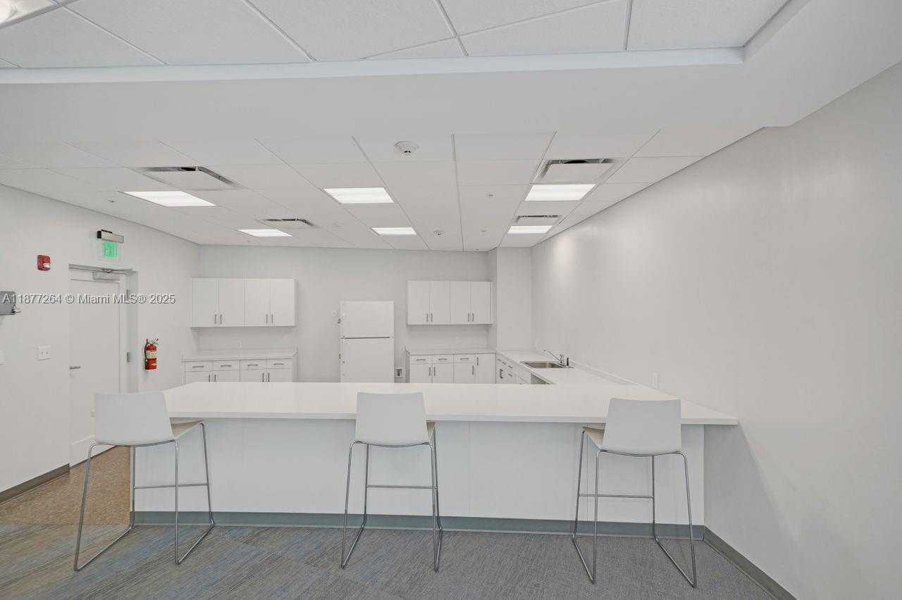 Small Image of 600 THREE ISLANDS BLVD #615, Hallandale Beach Number 70