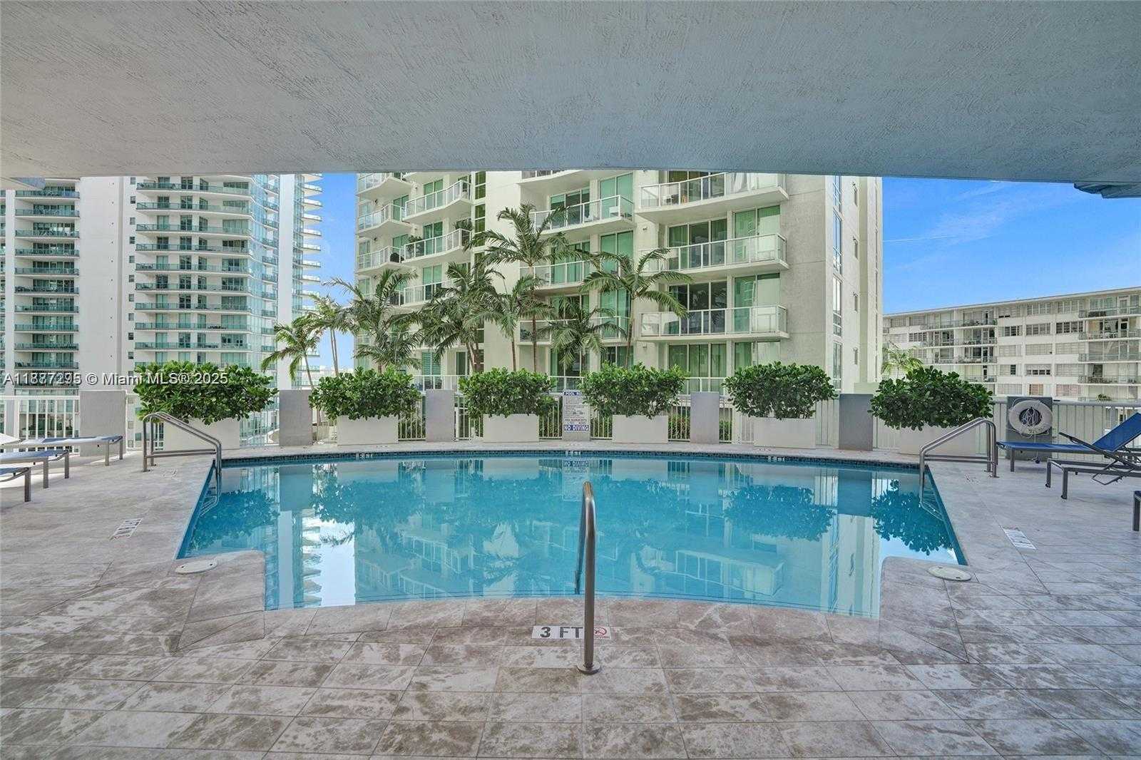 Small Image of 170 SOUTH EAST 14TH ST #2907, Miami Number 12