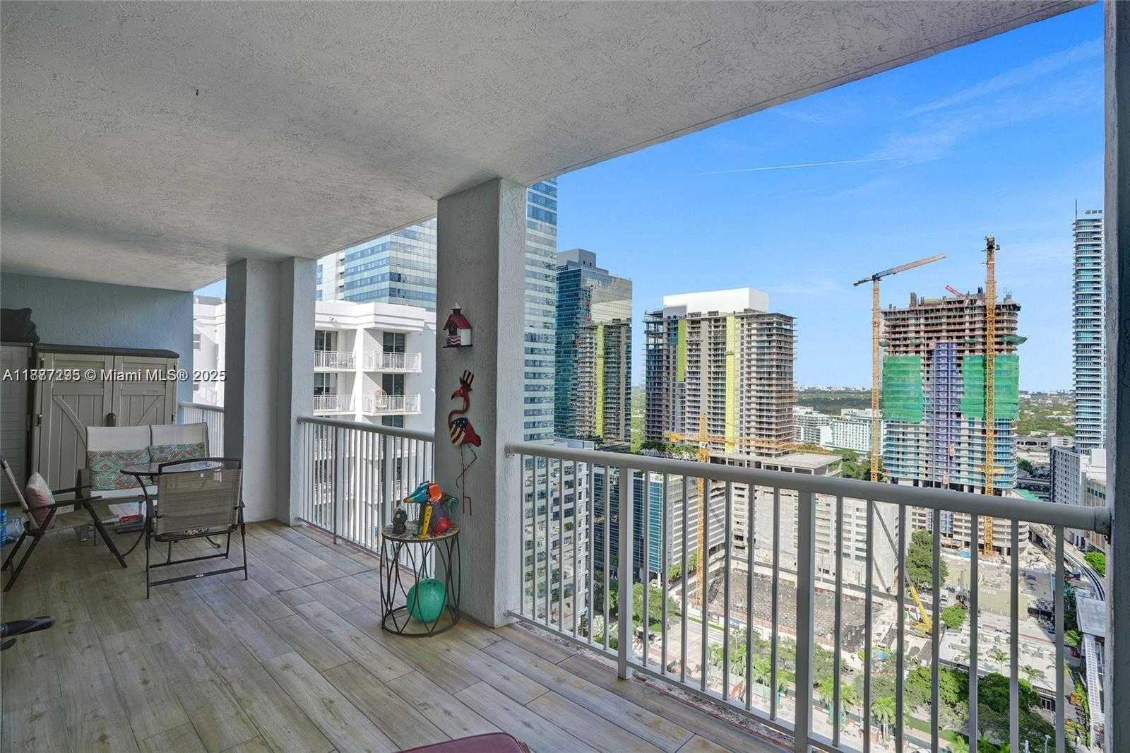 Small Image of 170 SOUTH EAST 14TH ST #2907, Miami Number 9