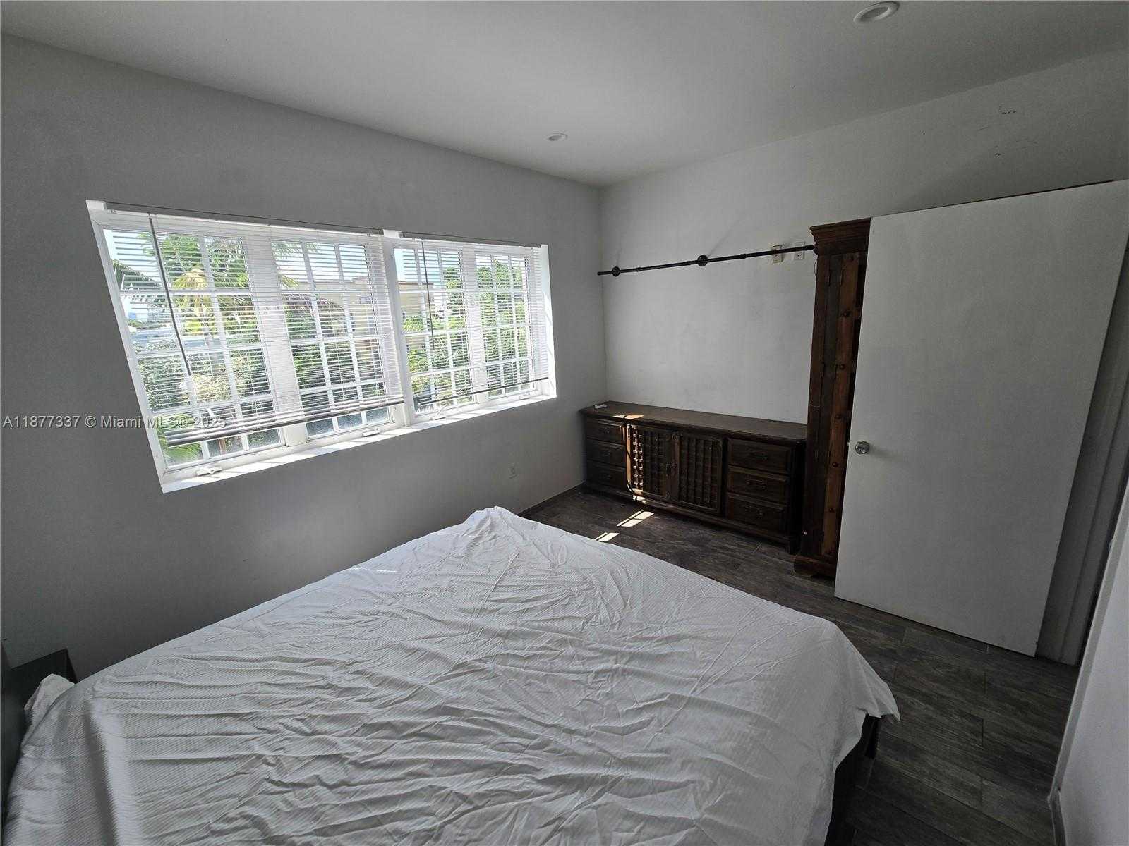 Small Image of 1345 PENNSYLVANIA AVE #2C, Miami Beach Number 11