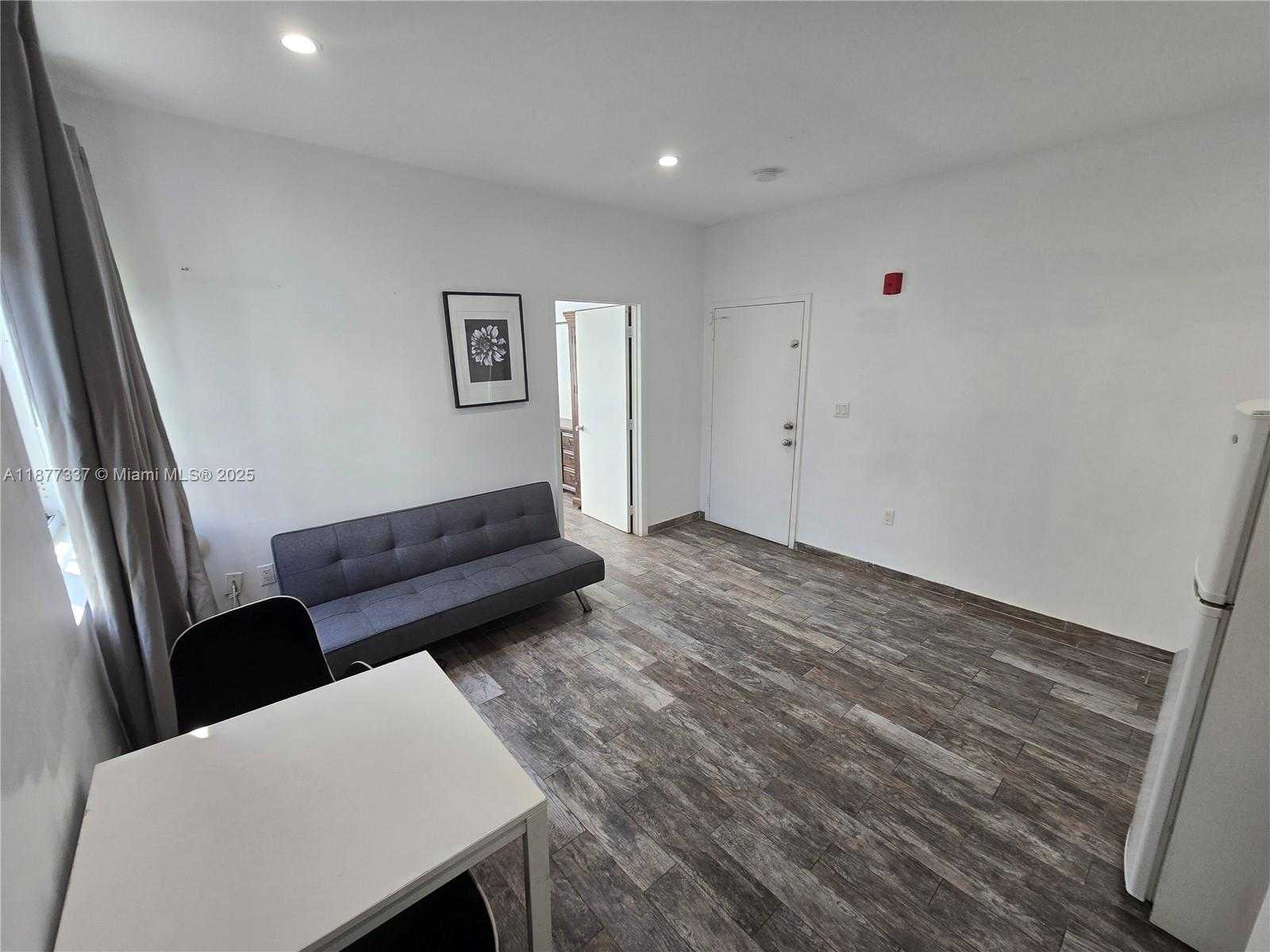 Small Image of 1345 PENNSYLVANIA AVE #2C, Miami Beach Number 7