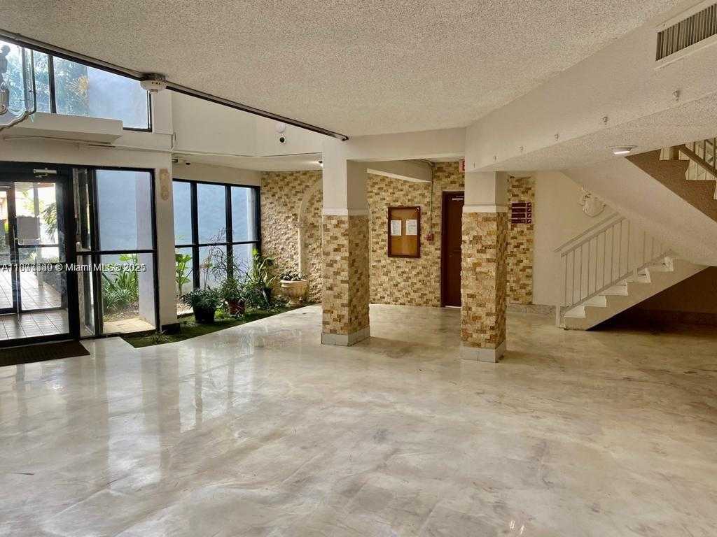 Small Image of 2025 NORTH EAST 164TH ST #906, North Miami Beach Number 16