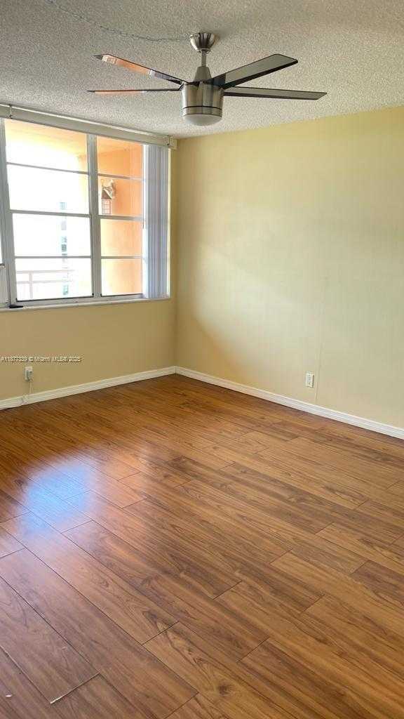 Small Image of 2025 NORTH EAST 164TH ST #906, North Miami Beach Number 7