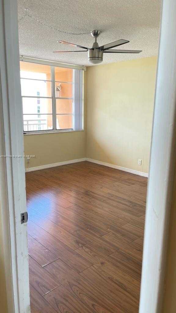 Small Image of 2025 NORTH EAST 164TH ST #906, North Miami Beach Number 9