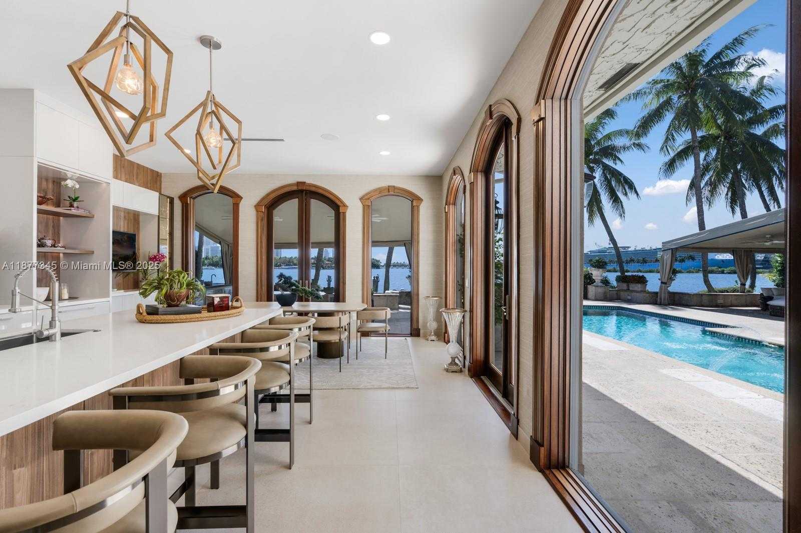 Small Image of 4 PALM AVE, Miami Beach Number 12