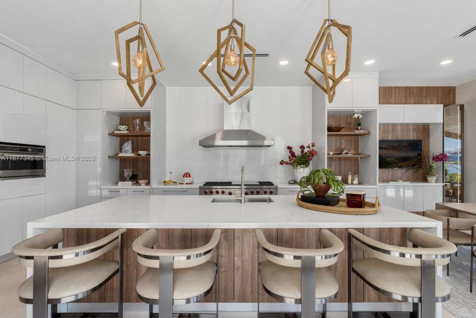 Small Image of 4 PALM AVE, Miami Beach Number 13