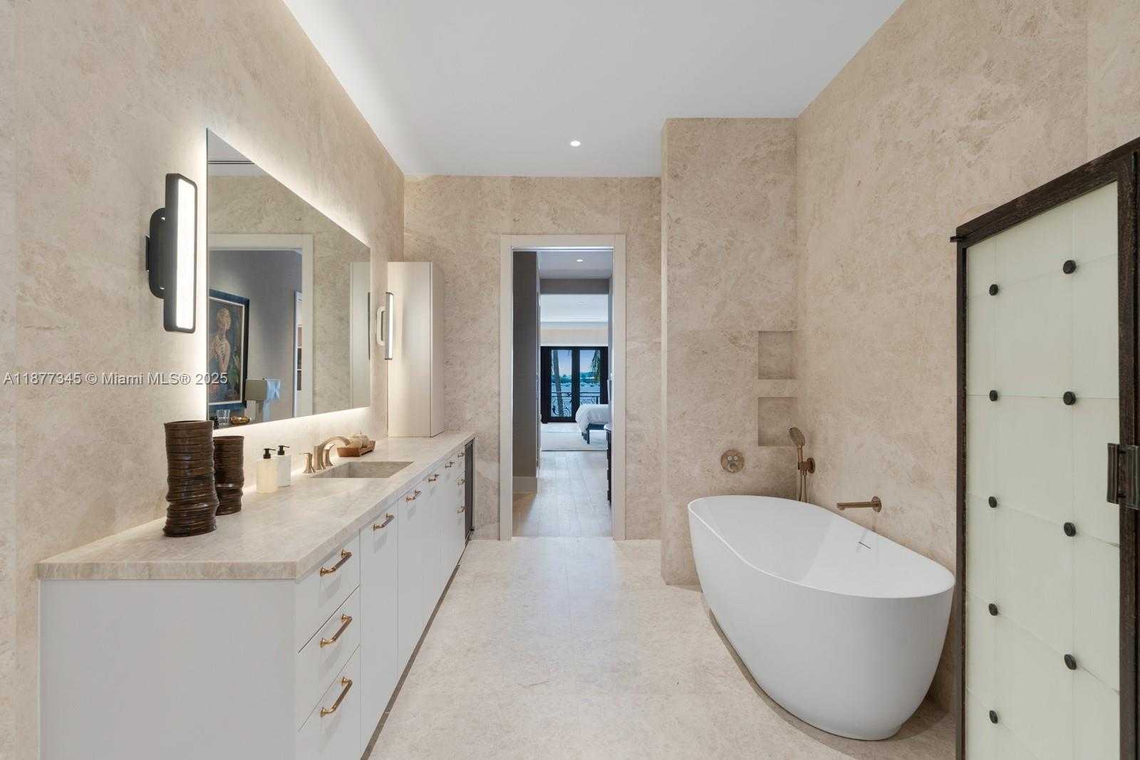 Small Image of 4 PALM AVE, Miami Beach Number 30