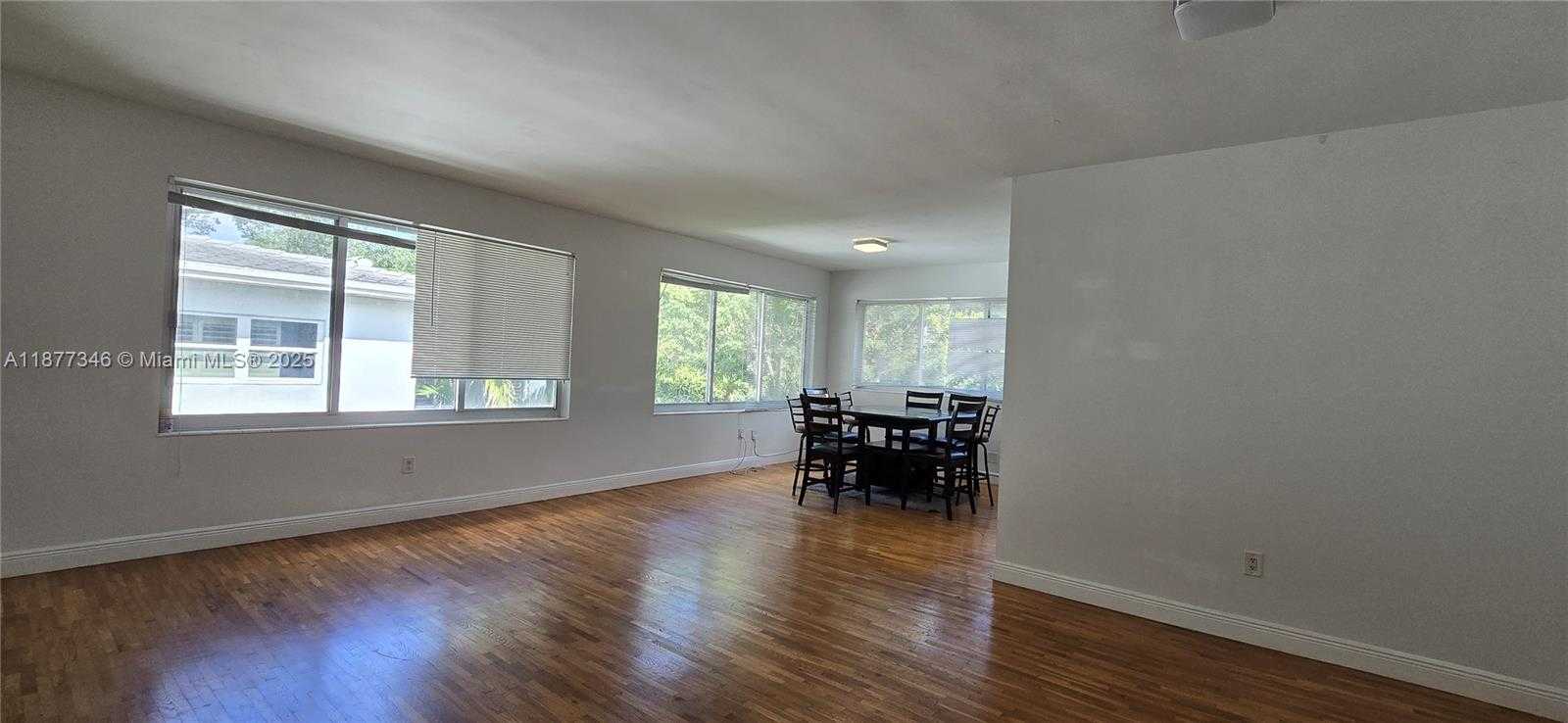 Small Image of 3915 PONCE DE LEON BLVD #L2, Coral Gables Number 12