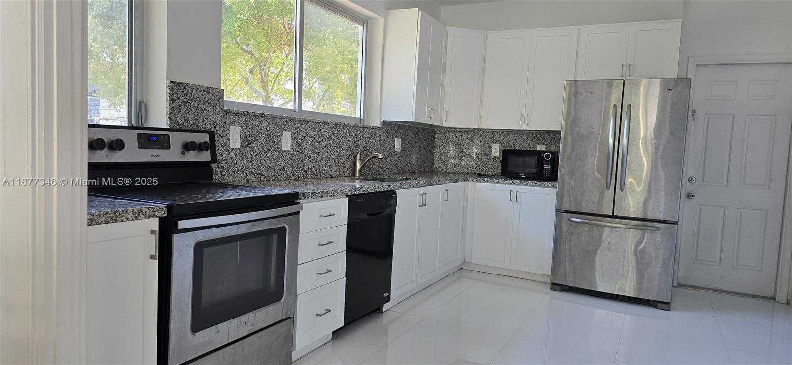 Small Image of 3915 PONCE DE LEON BLVD #L2, Coral Gables Number 16