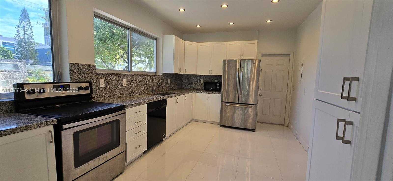 Small Image of 3915 PONCE DE LEON BLVD #L2, Coral Gables Number 18