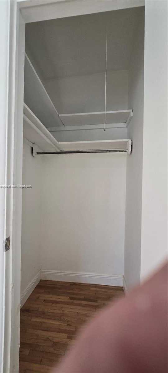 Small Image of 3915 PONCE DE LEON BLVD #L2, Coral Gables Number 24