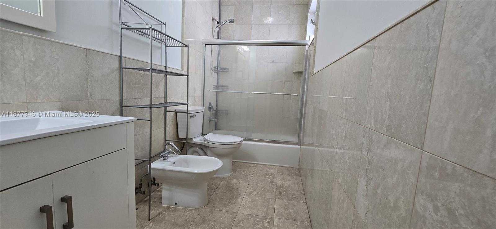 Small Image of 3915 PONCE DE LEON BLVD #L2, Coral Gables Number 30