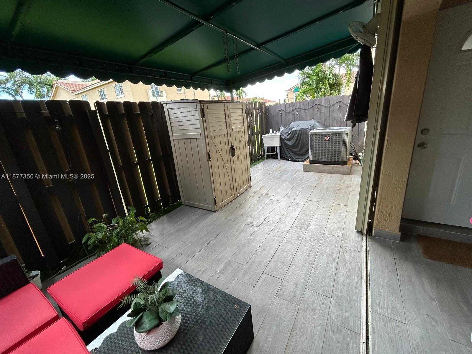 Small Image of 15852 SOUTH WEST 68TH TER #15852, Miami Number 23