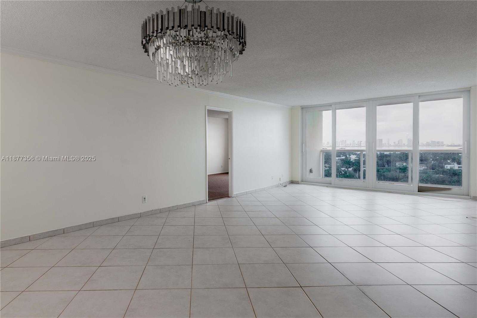 Small Image of 6770 INDIAN CREEK DR #14E, Miami Beach Number 10