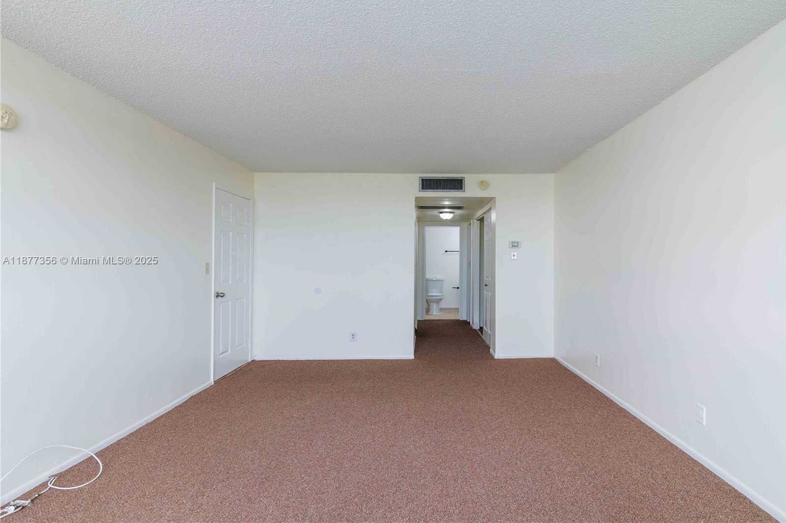 Small Image of 6770 INDIAN CREEK DR #14E, Miami Beach Number 19
