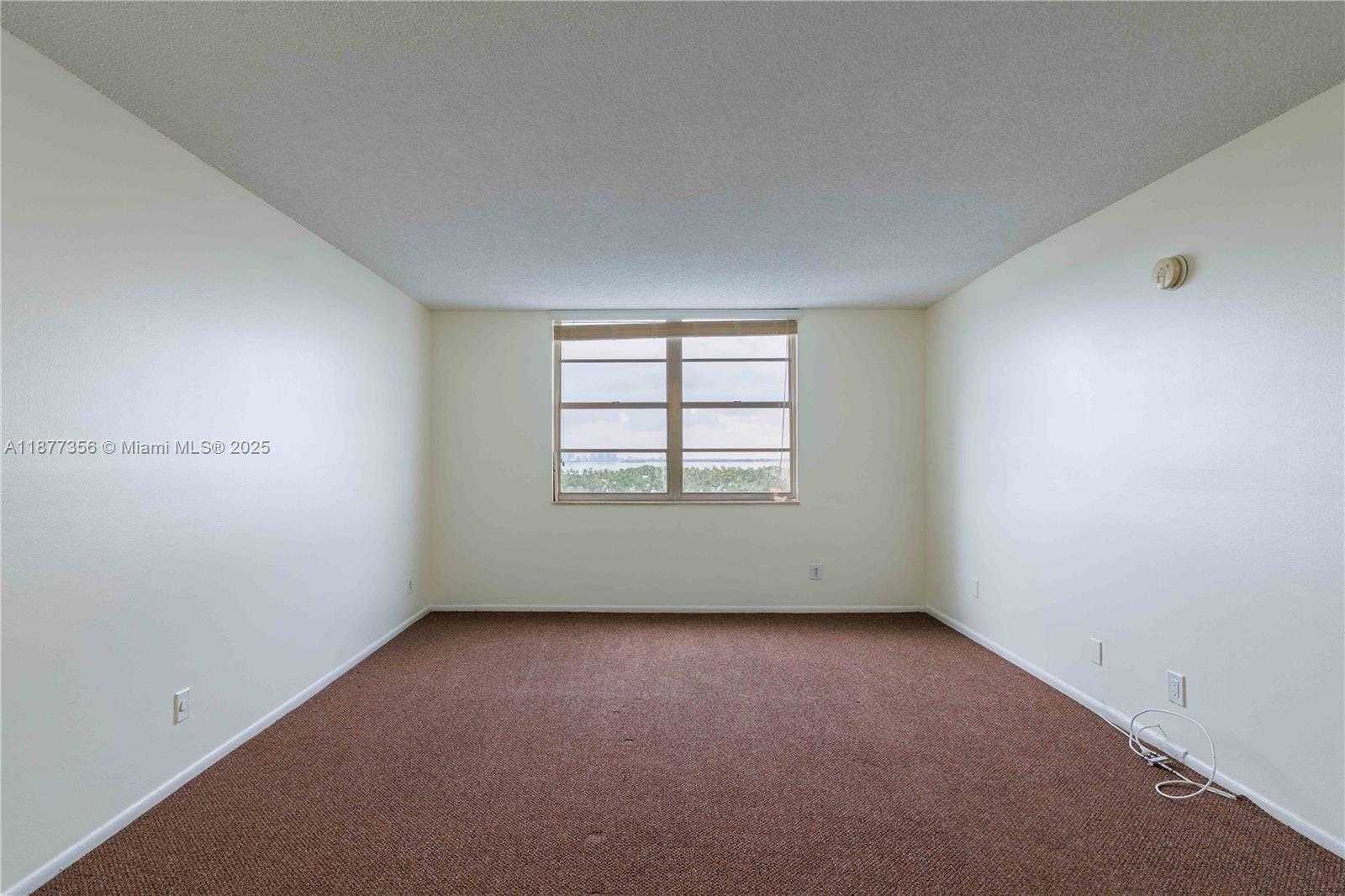 Small Image of 6770 INDIAN CREEK DR #14E, Miami Beach Number 25